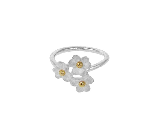 Silver daisy cluster ring
